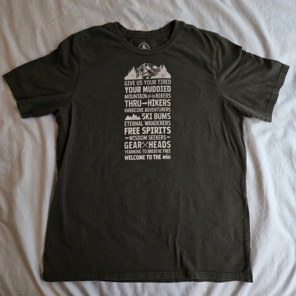 REI Other - REI Army Green sz L Adventure tshirt
